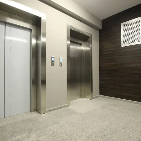 Sky House Апартаменты